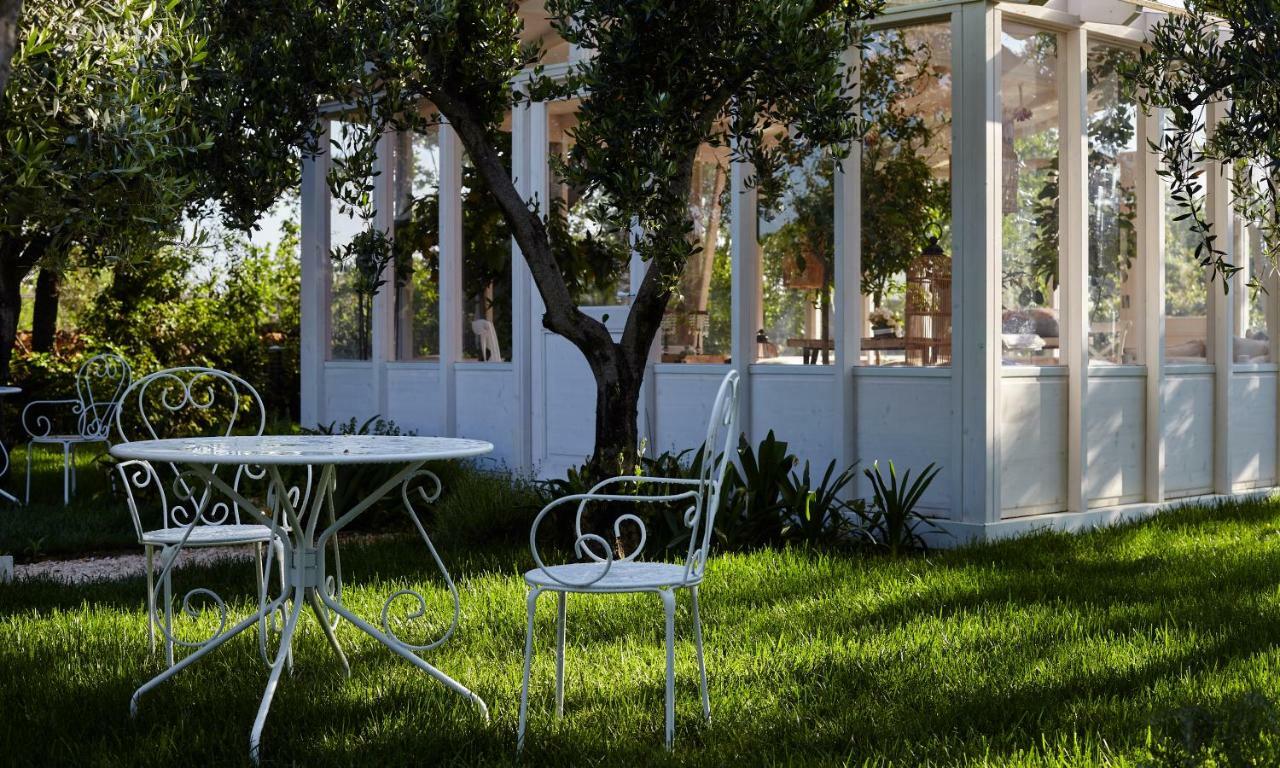 Agapanto Masseria Bed & Breakfast Конверсано Екстериор снимка
