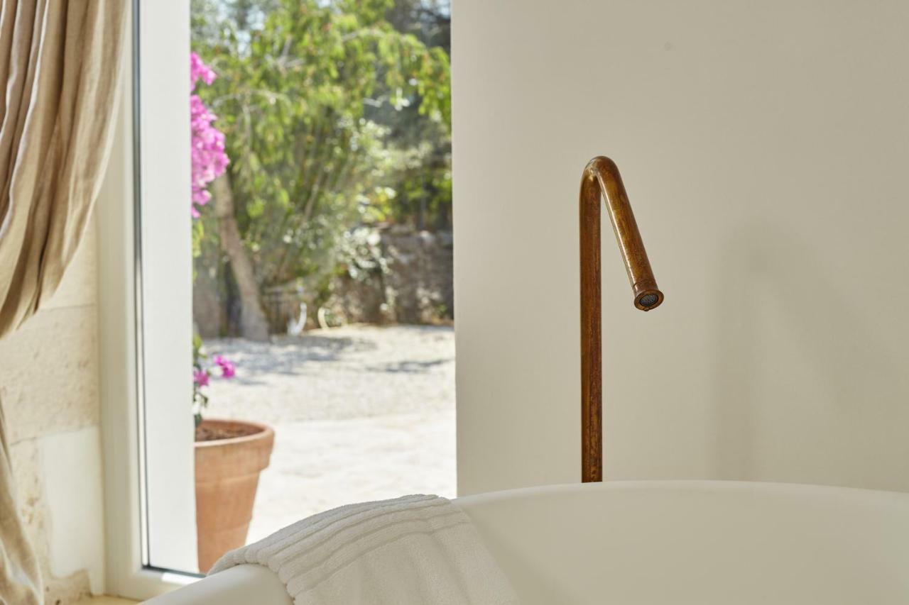 Agapanto Masseria Bed & Breakfast Конверсано Екстериор снимка